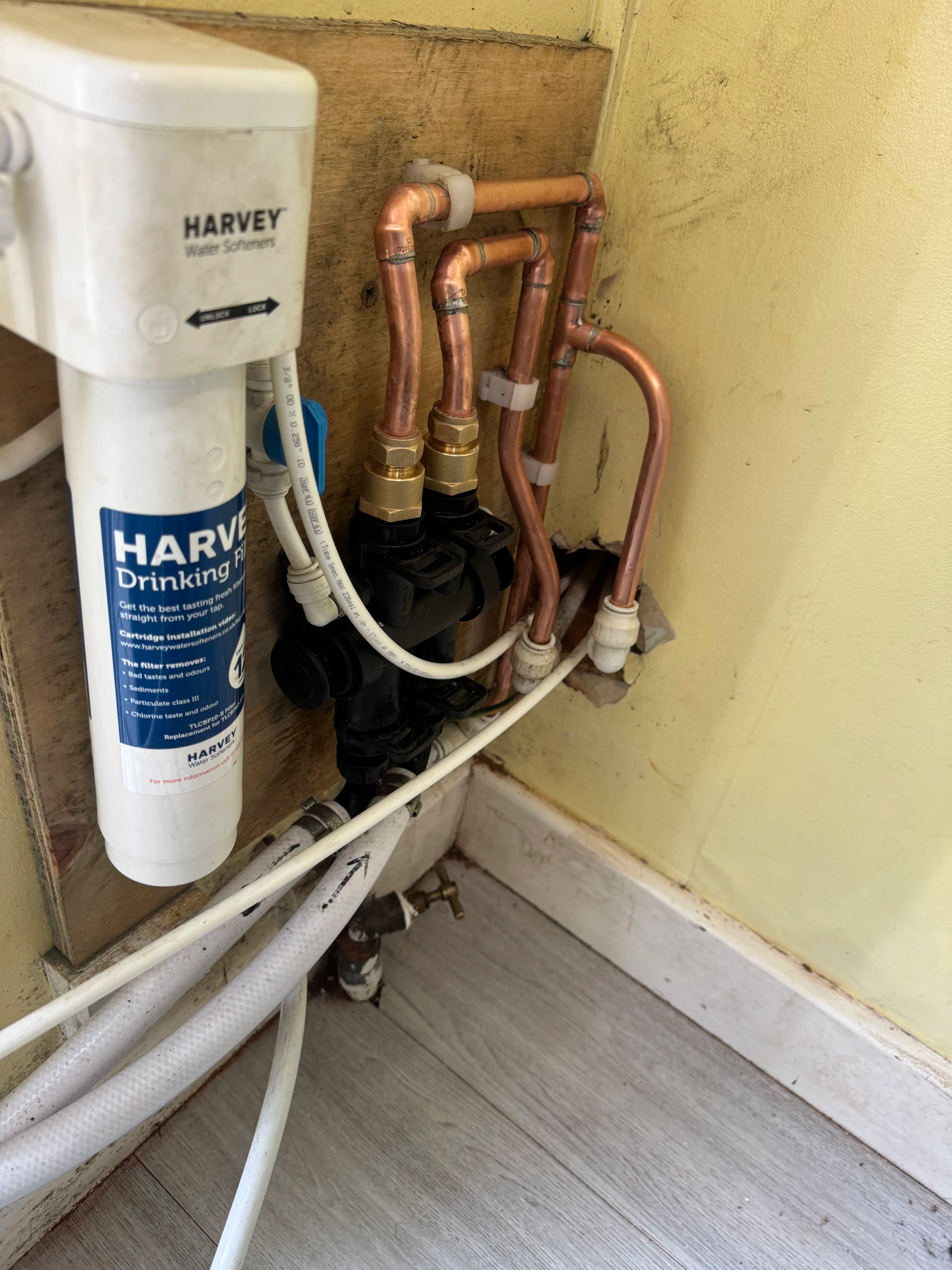 Harvey water softener and drinking water filter installation